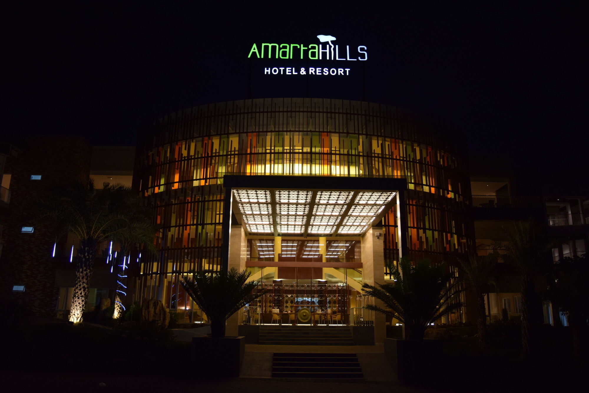 Amartahills Hotel And Resort Бату Екстер'єр фото